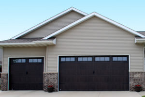 Pointers For Painting Your Garage Doors